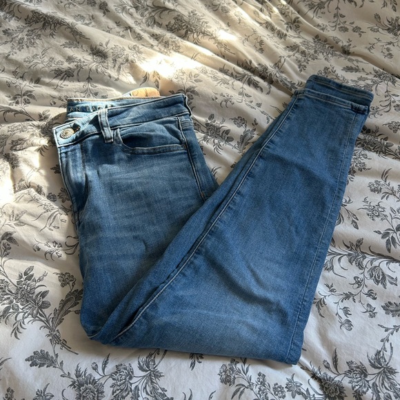 American Eagle jeans 👖 - Picture 3 of 6